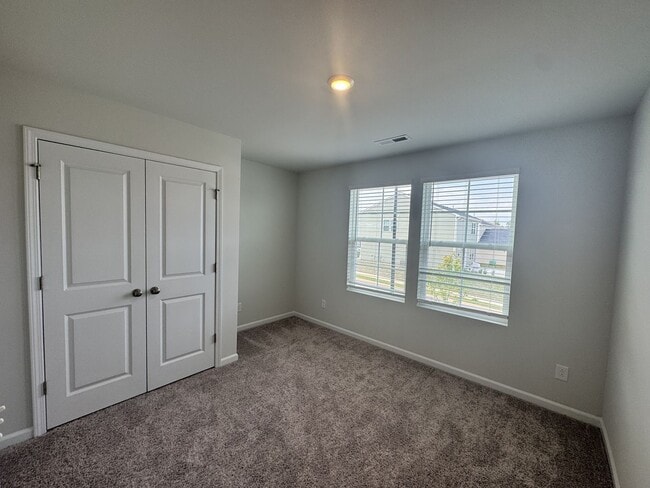 Building Photo - 5037 Fallmeade Rd