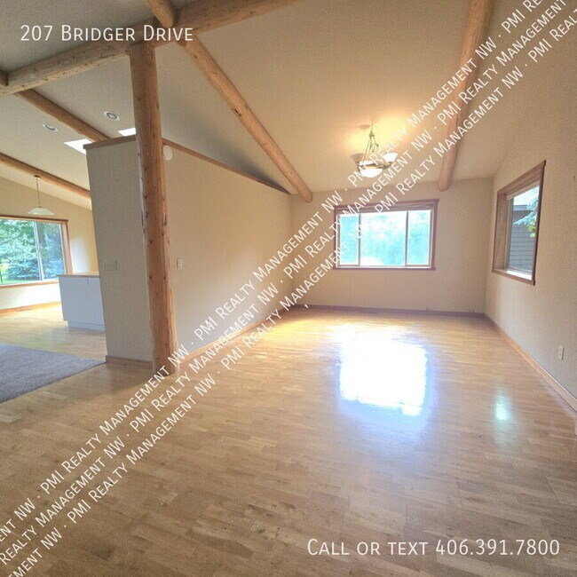 Building Photo - 207 Bridger Dr