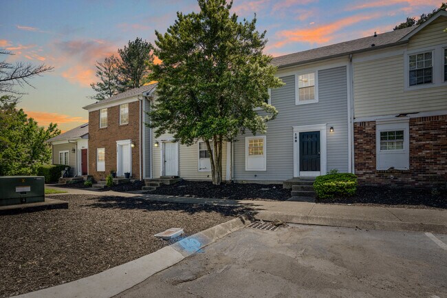 Primary Photo - 108 Greenland Ct