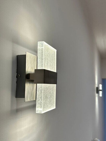 Building Photo - 328 High St