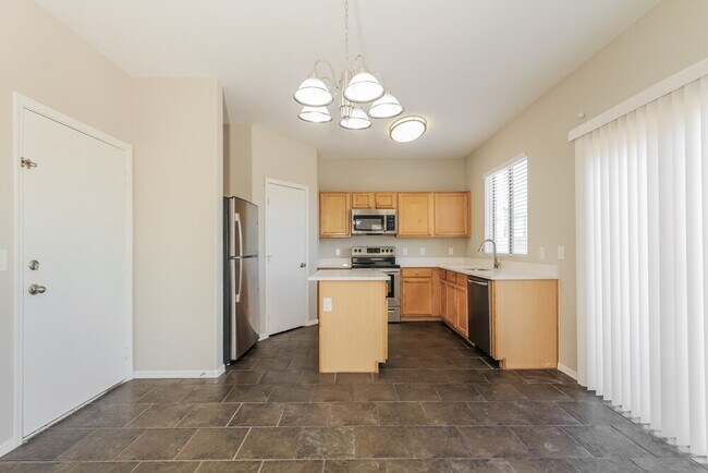 Building Photo - 1205 S 121st Dr