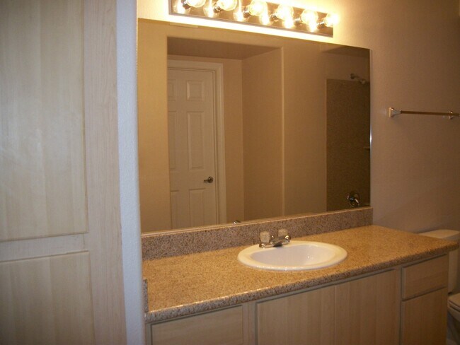 Building Photo - Badura Ave. #2094