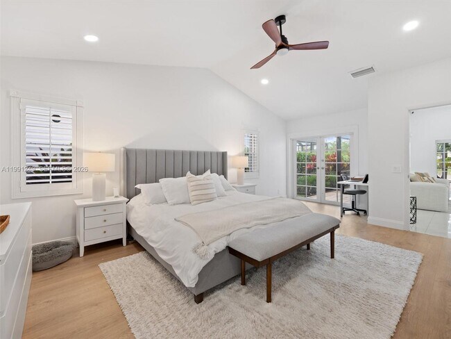 Building Photo - 413 Cameron Dr