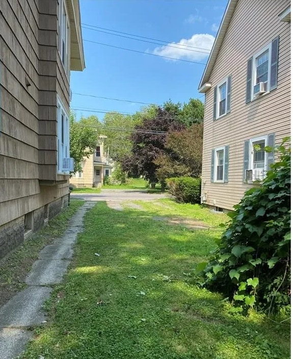 Building Photo - 272 Syracuse Ave