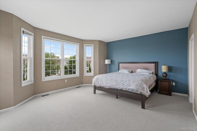 Building Photo - 1 Pinehurst Cir