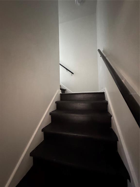 Building Photo - 1131 Phelps St