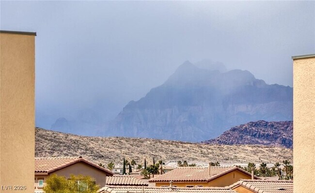 Building Photo - 11287 Gravitation Dr