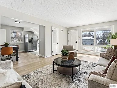 Building Photo - 5610 Seward St