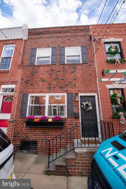 Building Photo - 140 Mercy St