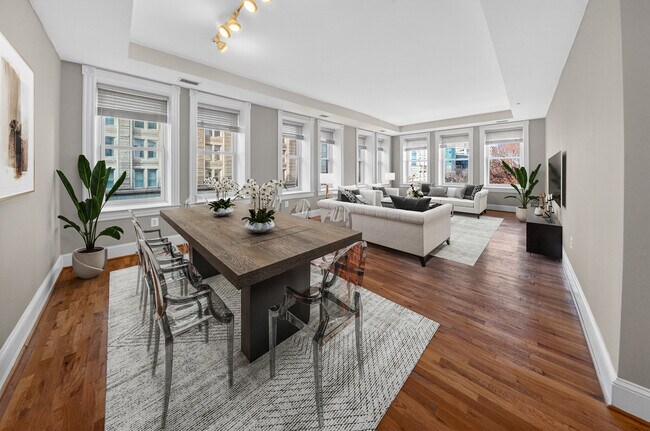 Building Photo - Historic Row Apartments