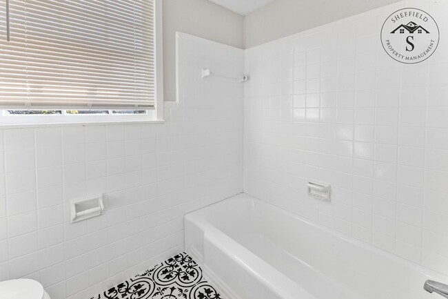 Building Photo - 5511 Canberra Ave