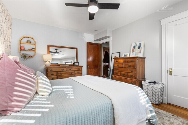 Building Photo - 46 Semont Rd