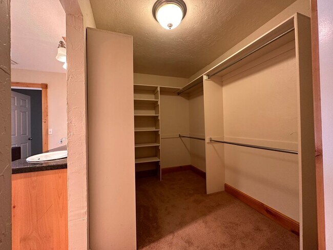 Building Photo - Great Lehi home Available Soon!