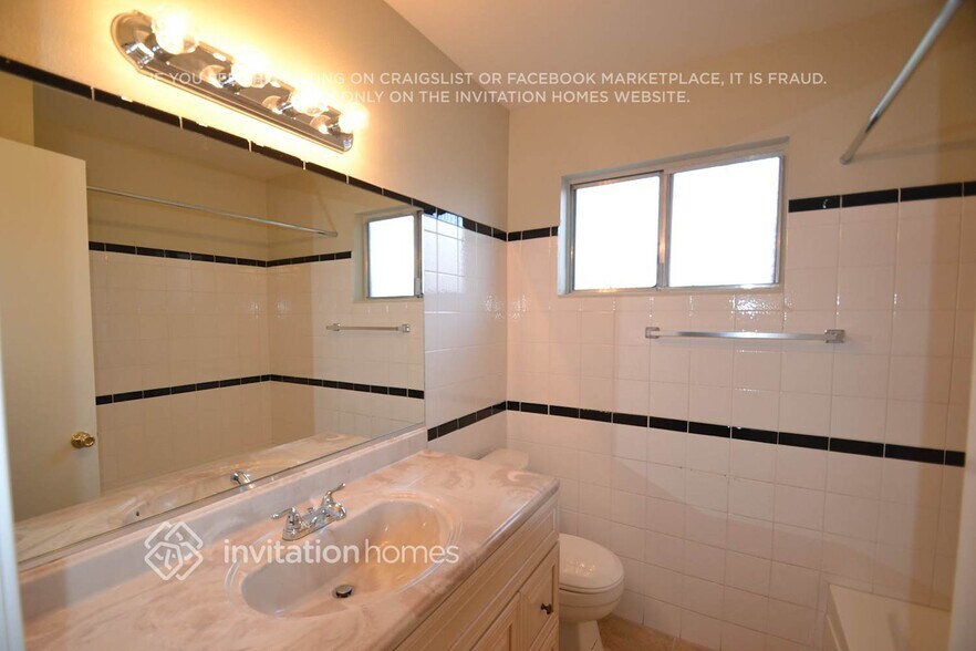 Building Photo - 2781 65th Ave