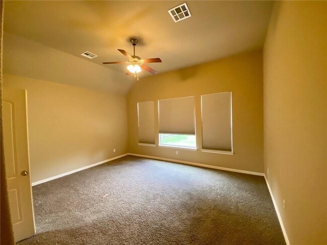 Building Photo - 2428 Turtle Mountain Bend