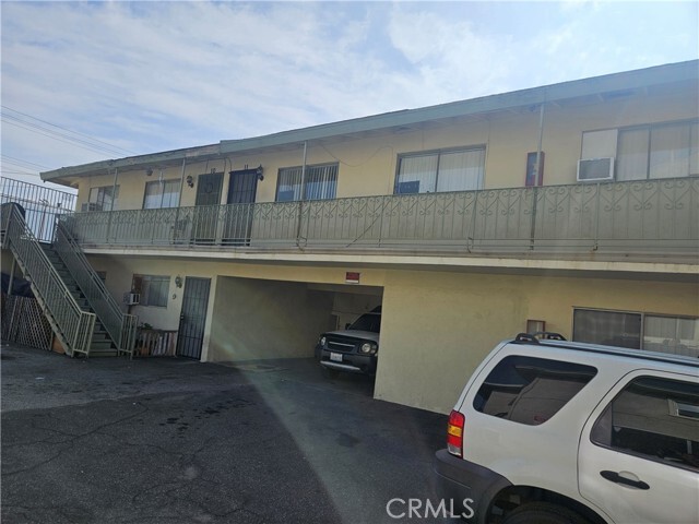 Building Photo - 530 N San Gabriel Ave