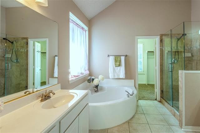 Building Photo - 8221 Grand Canyon Dr