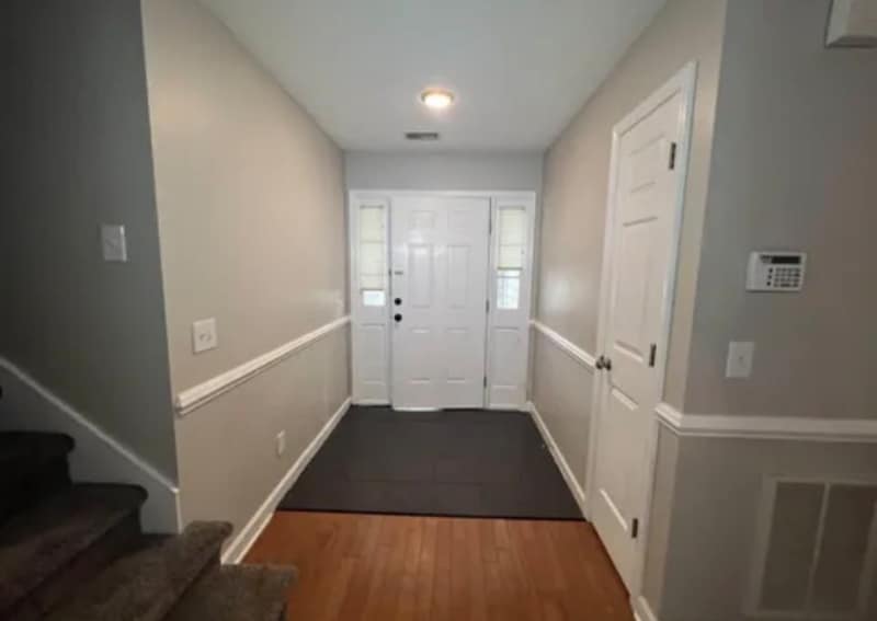 Building Photo - 404 Waterville Dr
