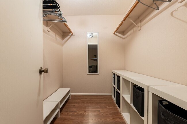 Building Photo - ?? 4 Bed / 2 Bath Mesa del Sol Home with Golf Course Views | Furnished or Unfurnished Option Avai...