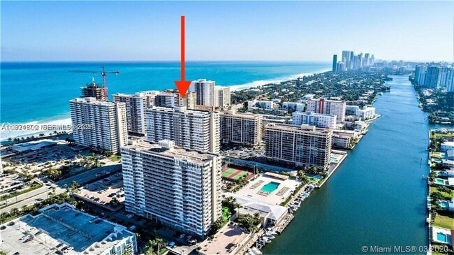 Building Photo - 1985 S Ocean Dr