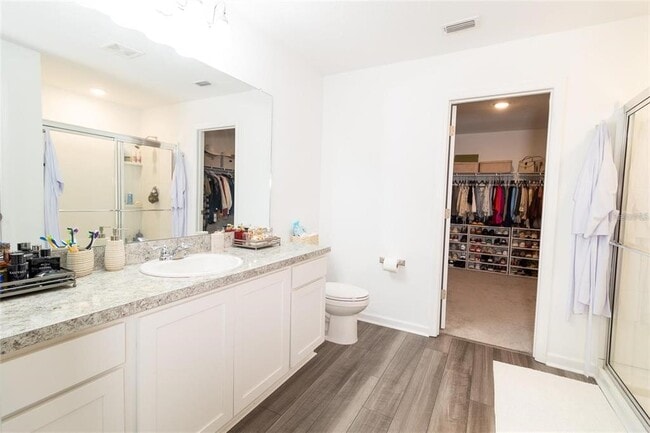 Building Photo - 35576 Eastbrook Ave