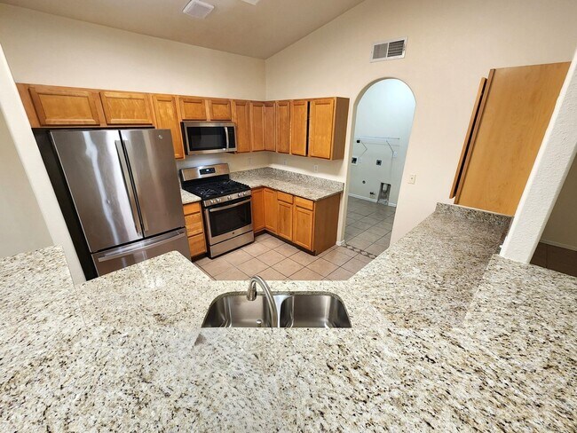 Building Photo - 1219 Gunsight Peak Dr