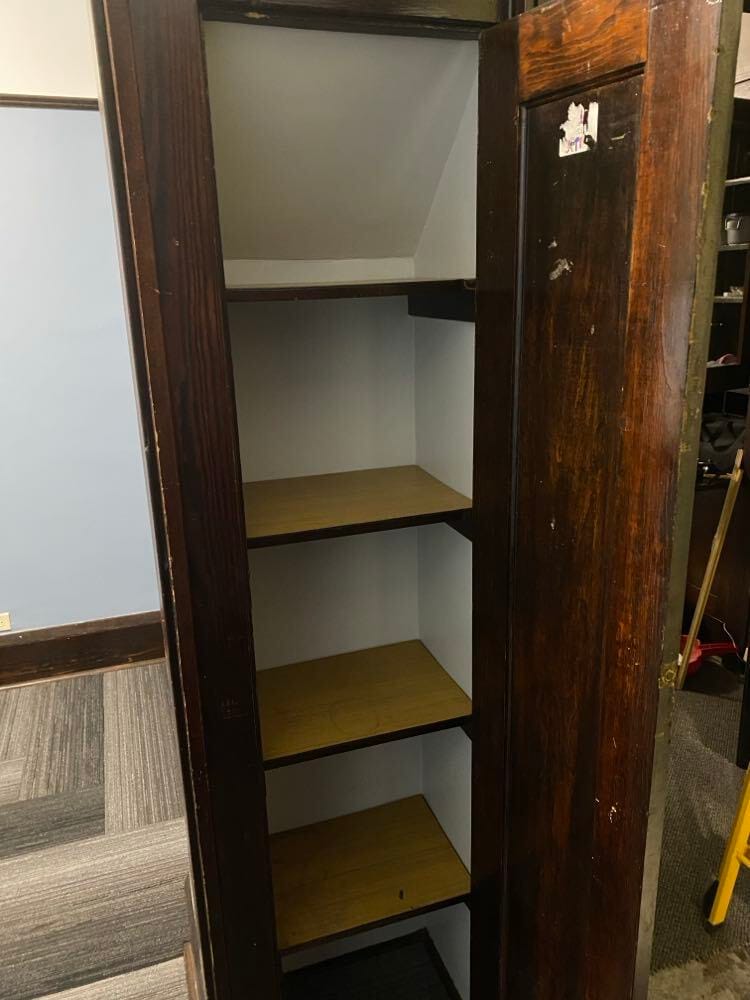 Built-In Storage - 215 Maple St