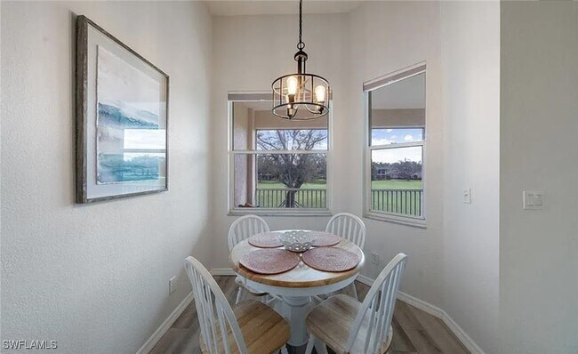 Building Photo - 640 Lalique Cir