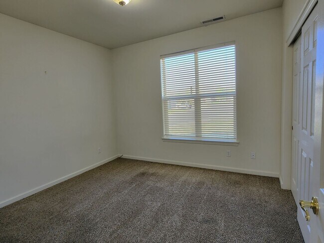 Building Photo - Home For Rent in Wildhorse Area of Minden