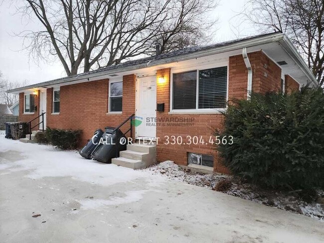 Building Photo - 2559 Edwin Ave