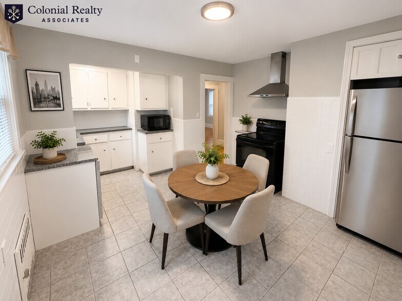 Building Photo - 18 Edenfield Ave