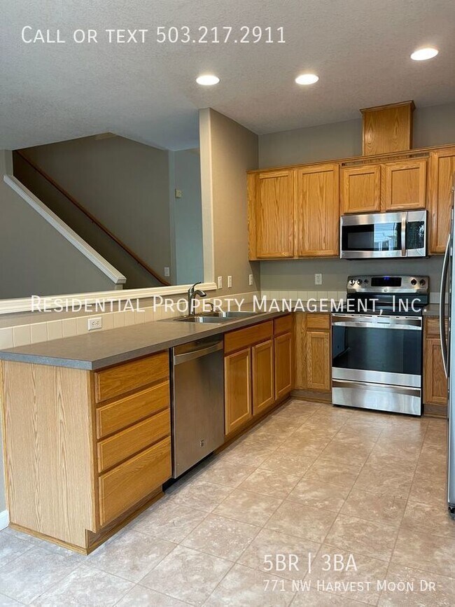 Building Photo - Alderbrook Neighborhood Home is located in...