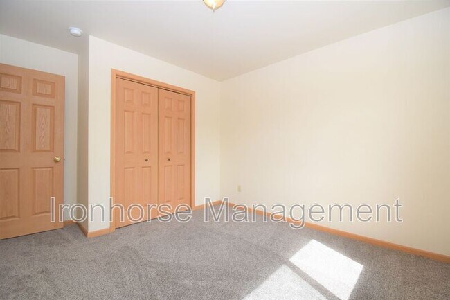 Building Photo - 2460 Wheeler Dr
