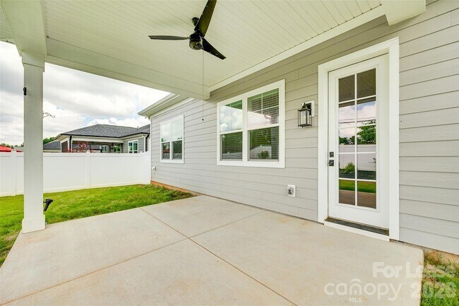 Building Photo - 13702 Tranquil Day Dr
