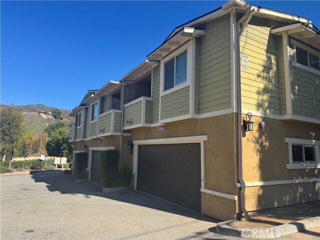 Building Photo - 2643 E Foothill Blvd