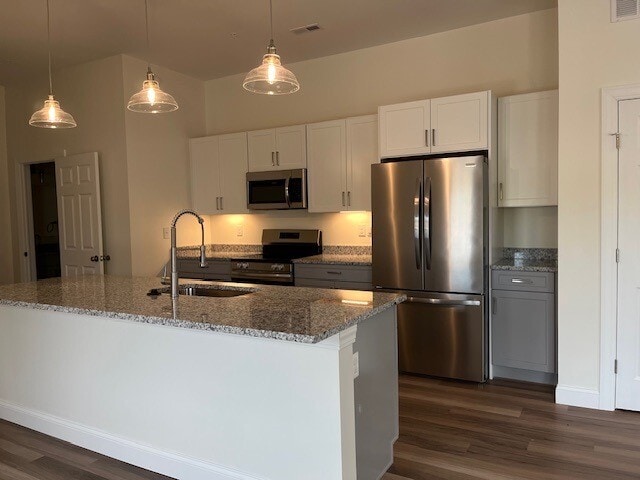 Building Photo - The Residences at Crescent Commons