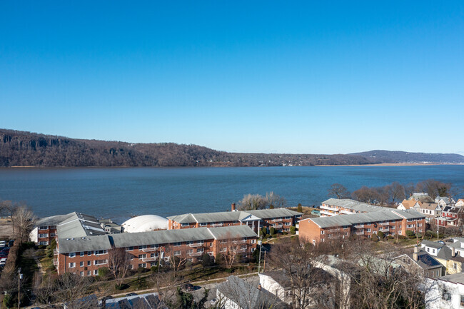 Aerial Photo - River Edge Apartments