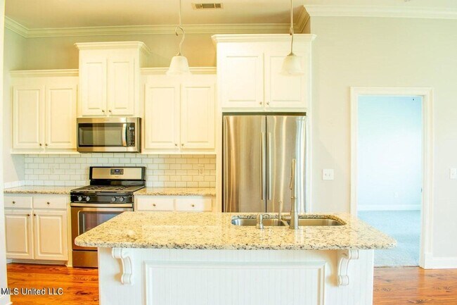 Building Photo - 3 Bed/2 Bath Home in Woodscope of Oakfield