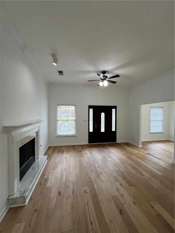 Building Photo - 889 Crew St SW