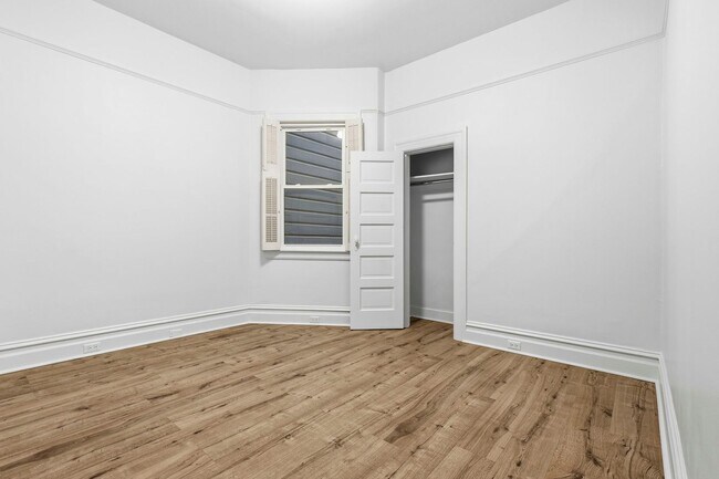 Building Photo - Magnolia Street 43-45