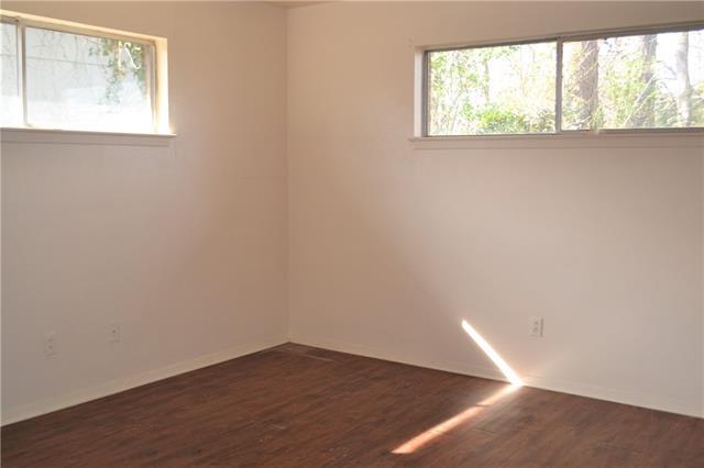 Building Photo - 2717 Foxcroft Cir