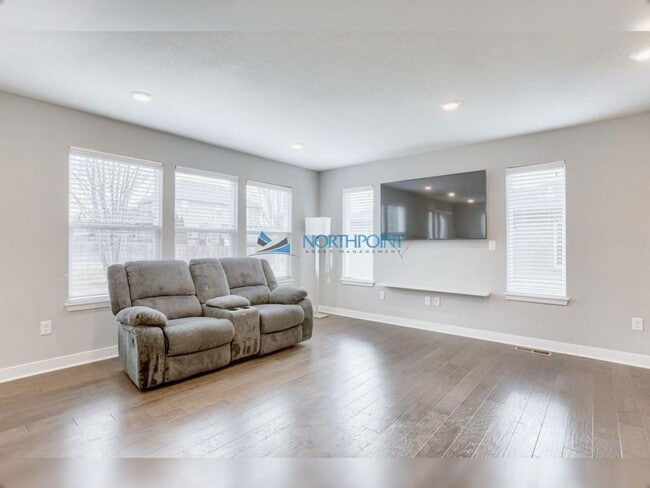 Building Photo - !! MOVE IN SPECIAL: Get 50% OFF on 1st Full Month's Rent when lease is signed by 11/30/2025 !!