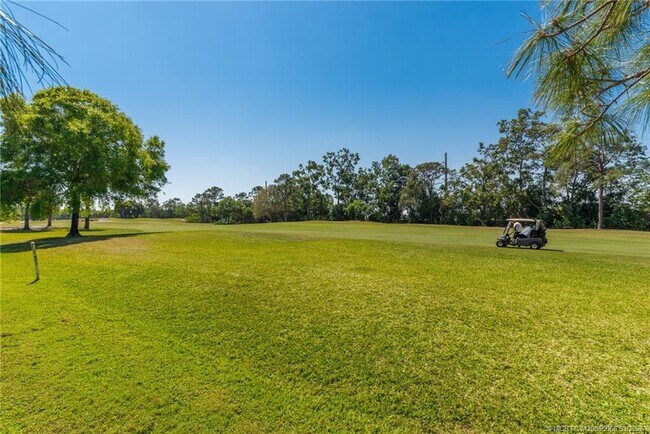 Building Photo - 2621 SW Egret Pond Cir