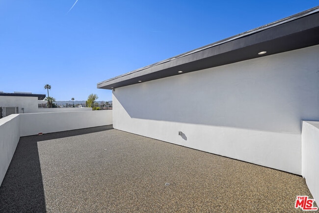 Building Photo - 13692 Erwin St