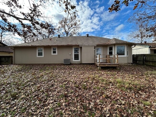 Building Photo - Call Property Manager Tonia Rollins for more information (501)626-9917