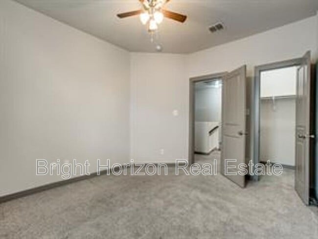 Building Photo - 10684 Tube Dr