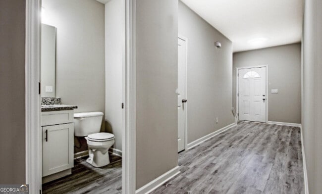 Building Photo - 87 Mineral Springs Ln