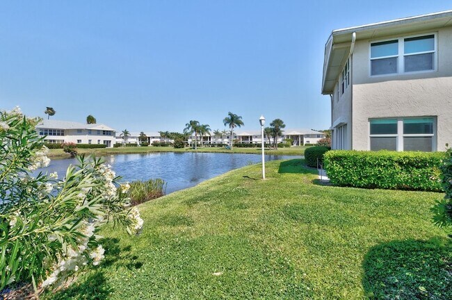 Building Photo - 830 Lake Orchid Cir