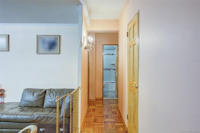 Building Photo - 98-10-9864 64th Ave