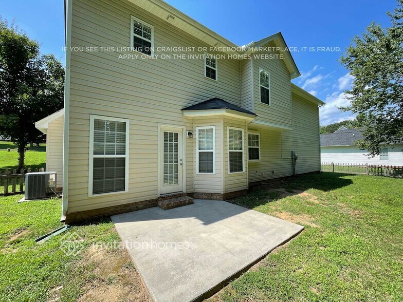 Building Photo - 7355 Oxford Bluff Dr